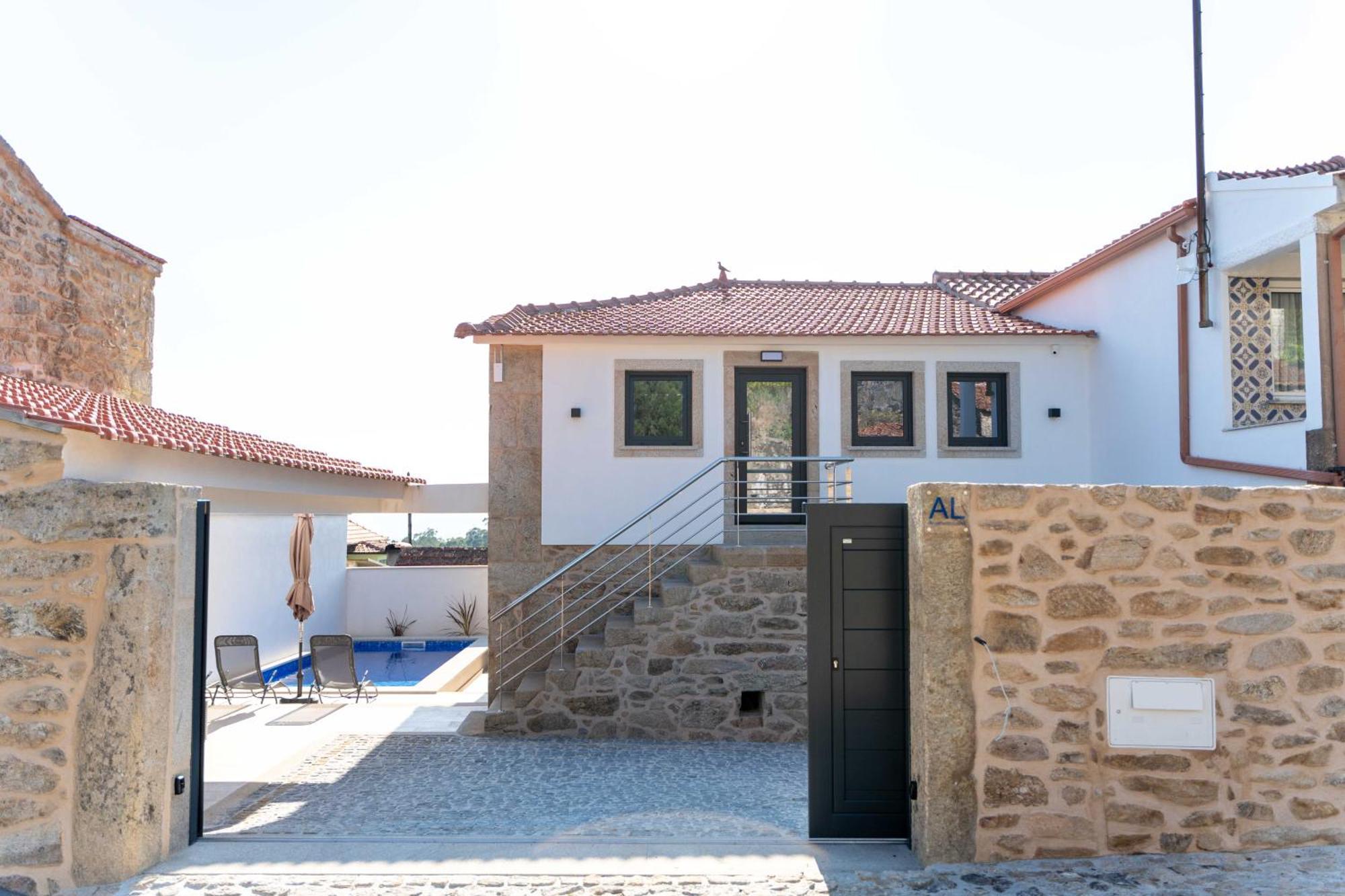 Guest House Taiao فالينسا المظهر الخارجي الصورة